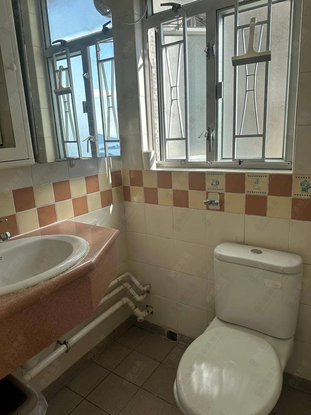 Unit Interior-Bathroom