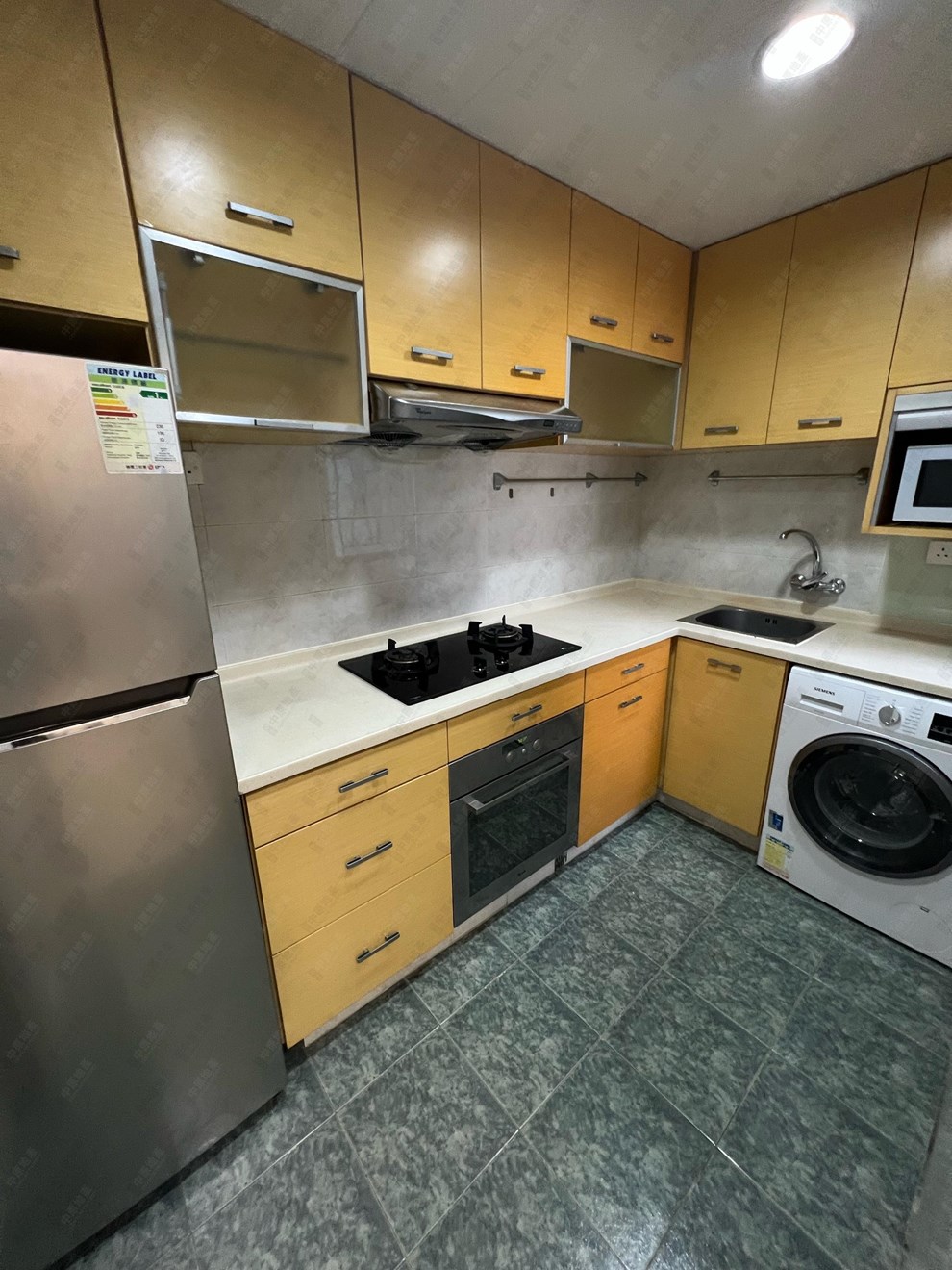 Unit Interior-Kitchen
