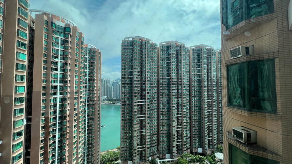 窗外景觀-由睡房