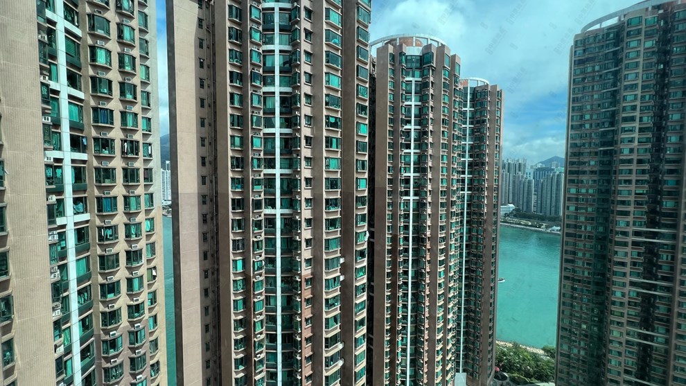 窗外景觀-由睡房