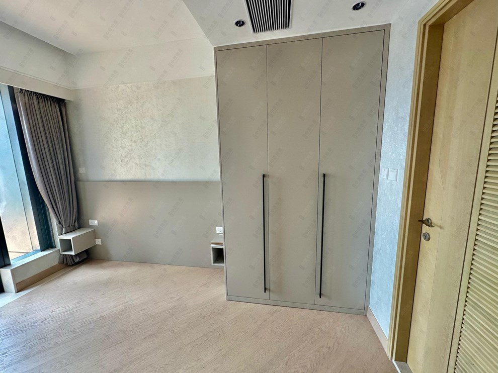 Unit Interior-Cloak Room