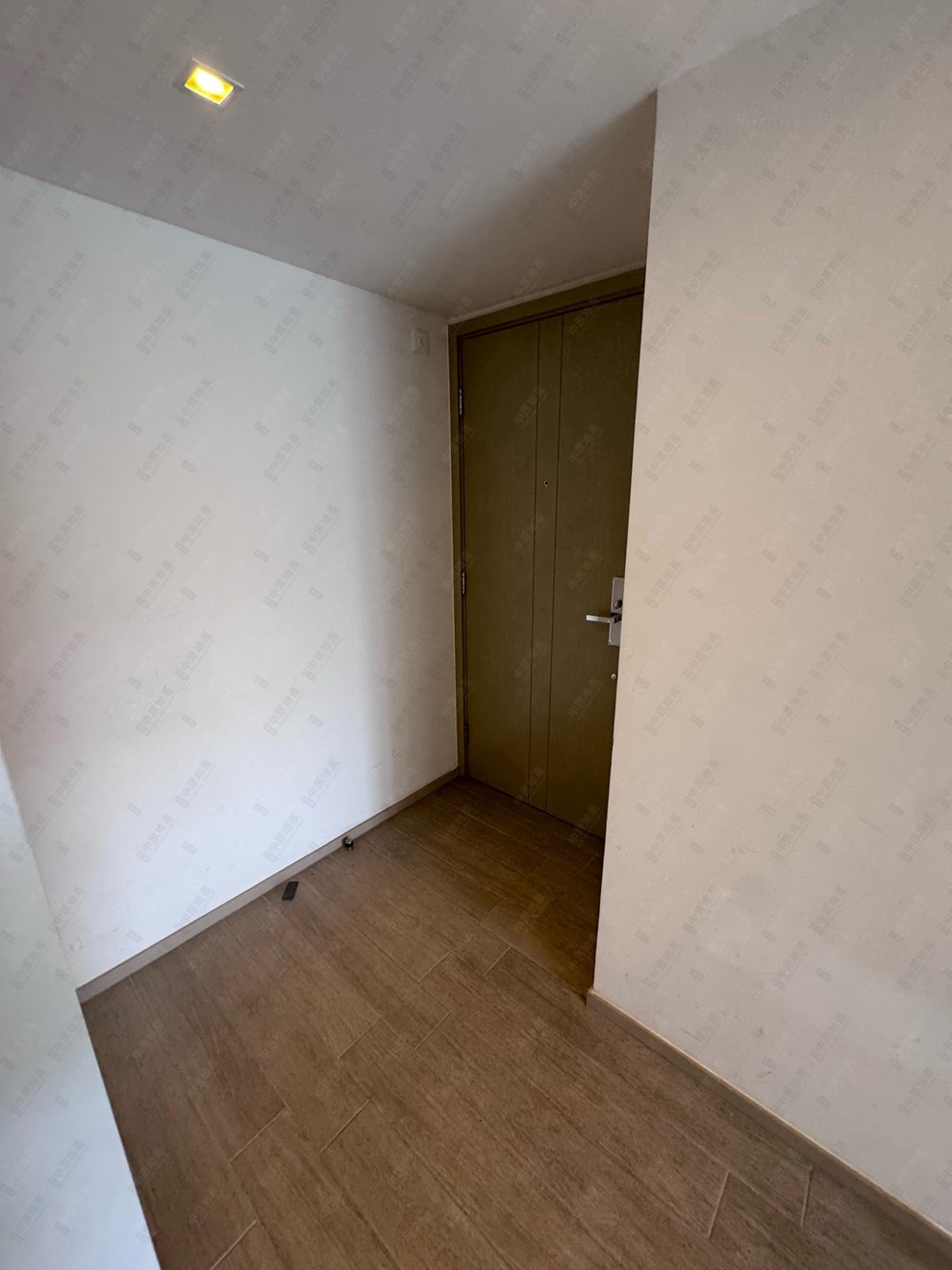 Unit Interior-Door