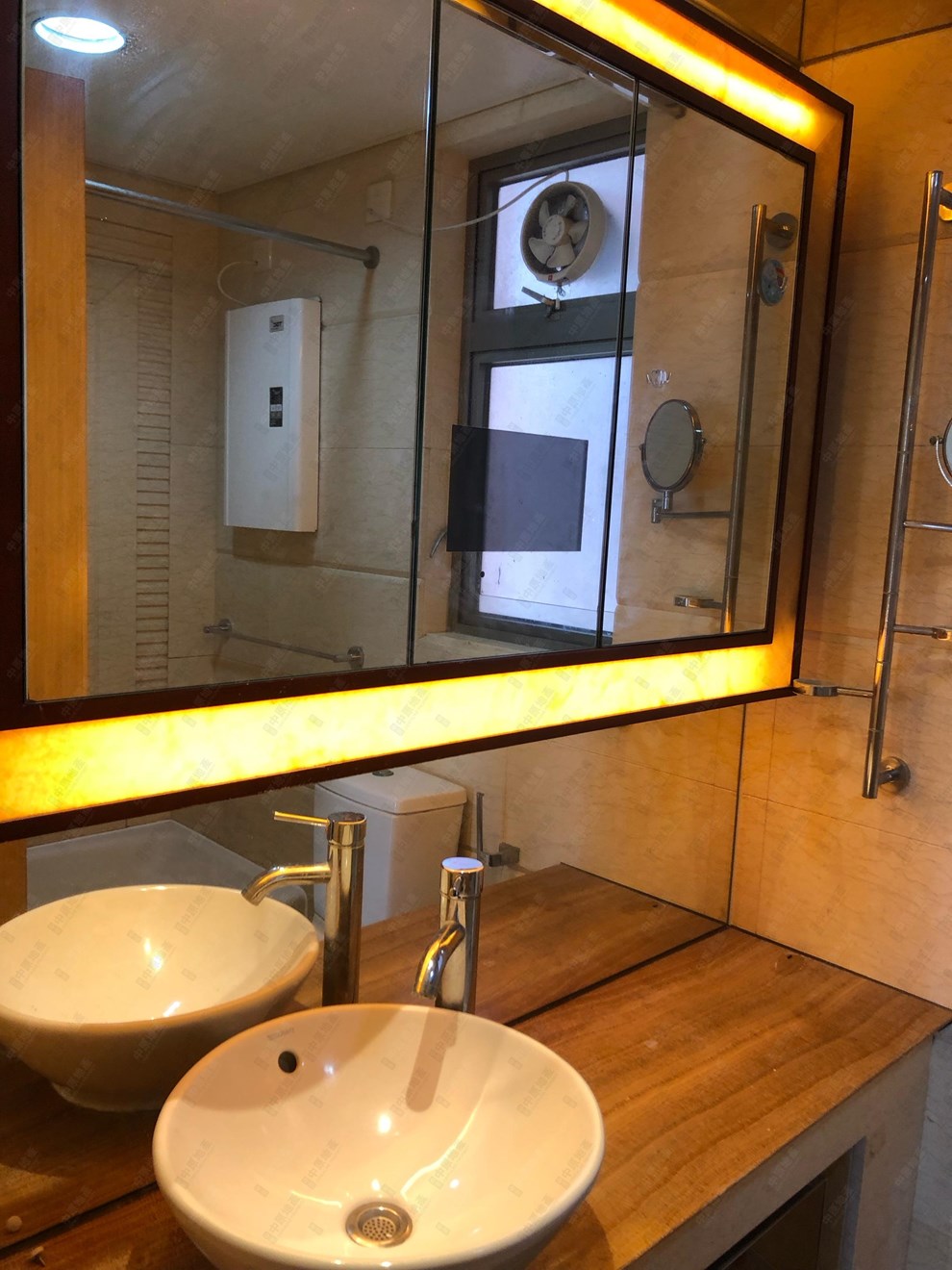 Unit Interior-Washroom