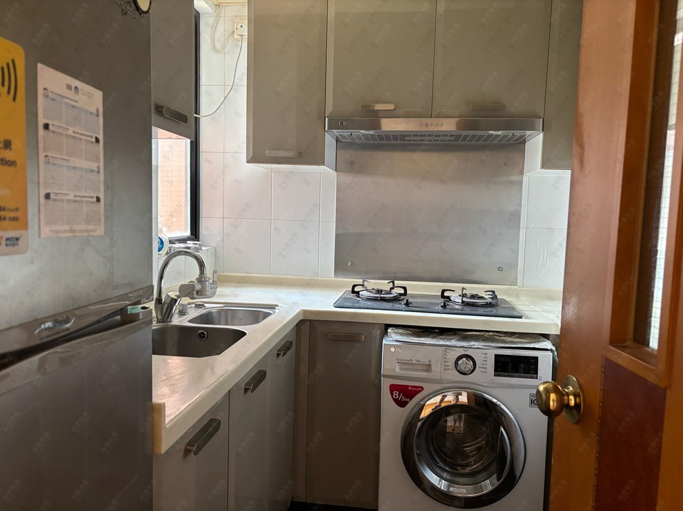Unit Interior-Kitchen