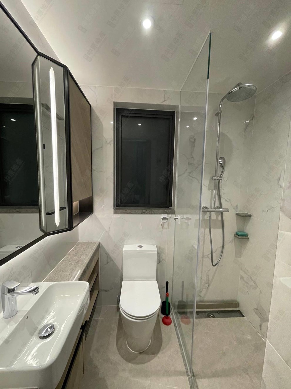 Unit Interior-Bathroom
