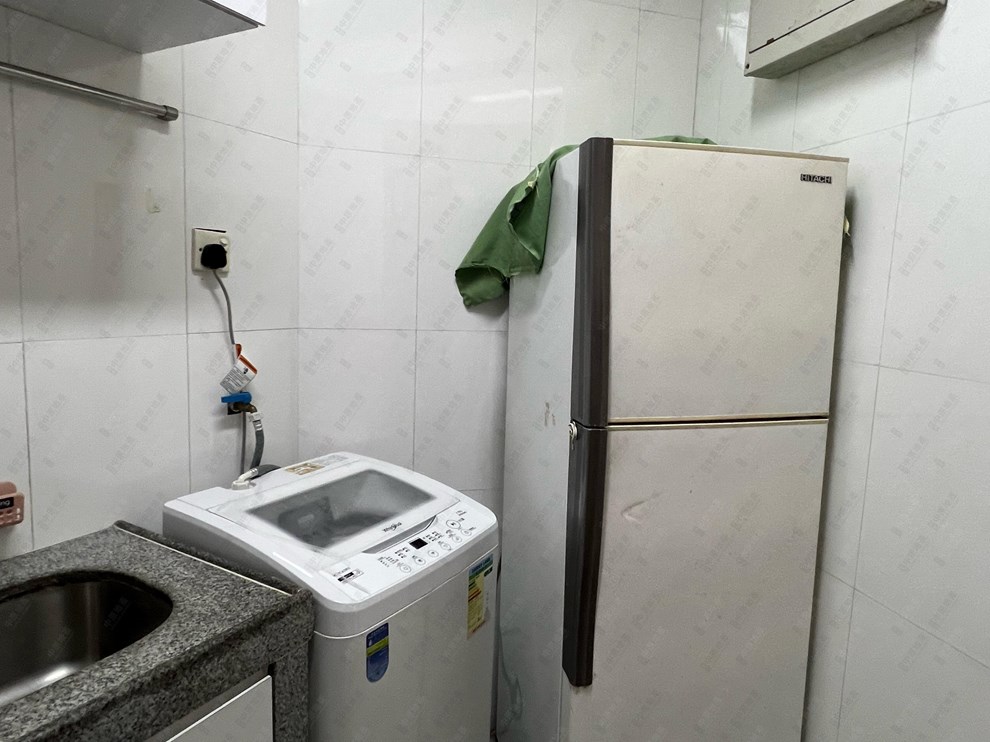 Unit Interior-Kitchen
