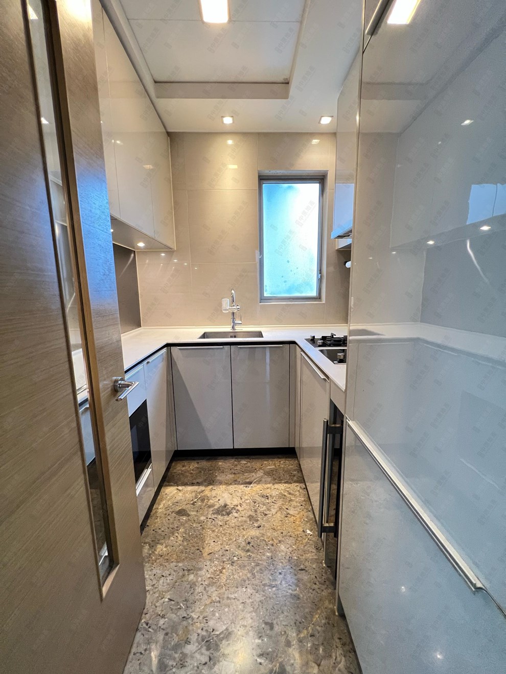 Unit Interior-Kitchen