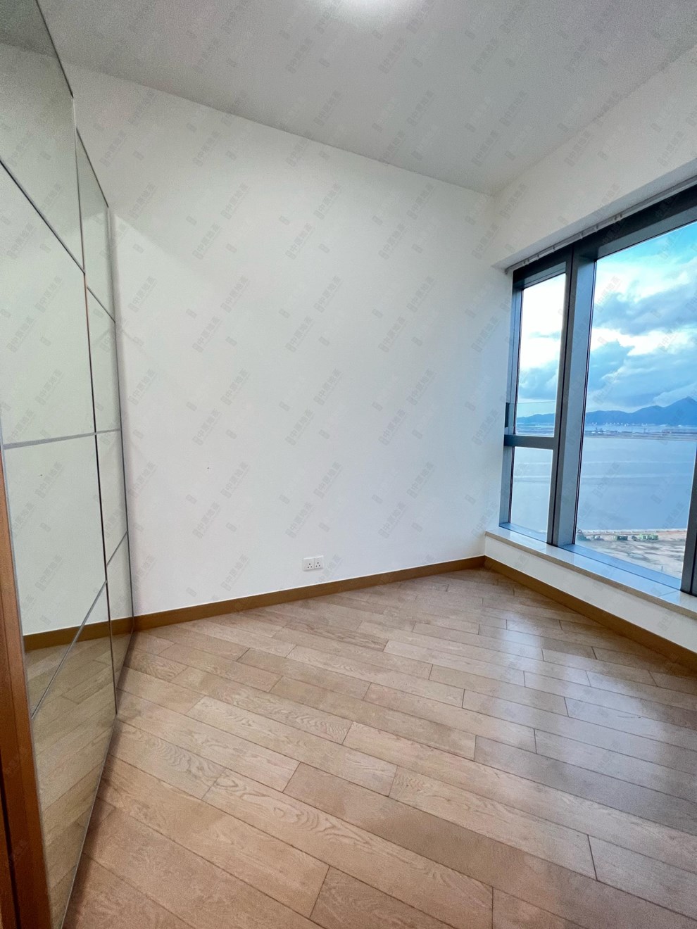 Unit Interior-Master Bedroom