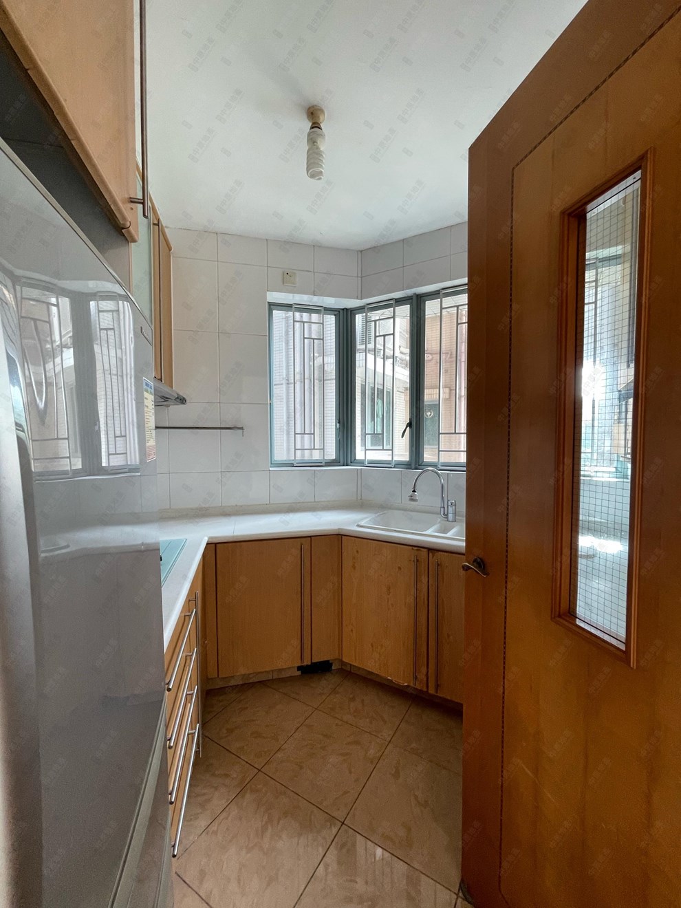 Unit Interior-Kitchen