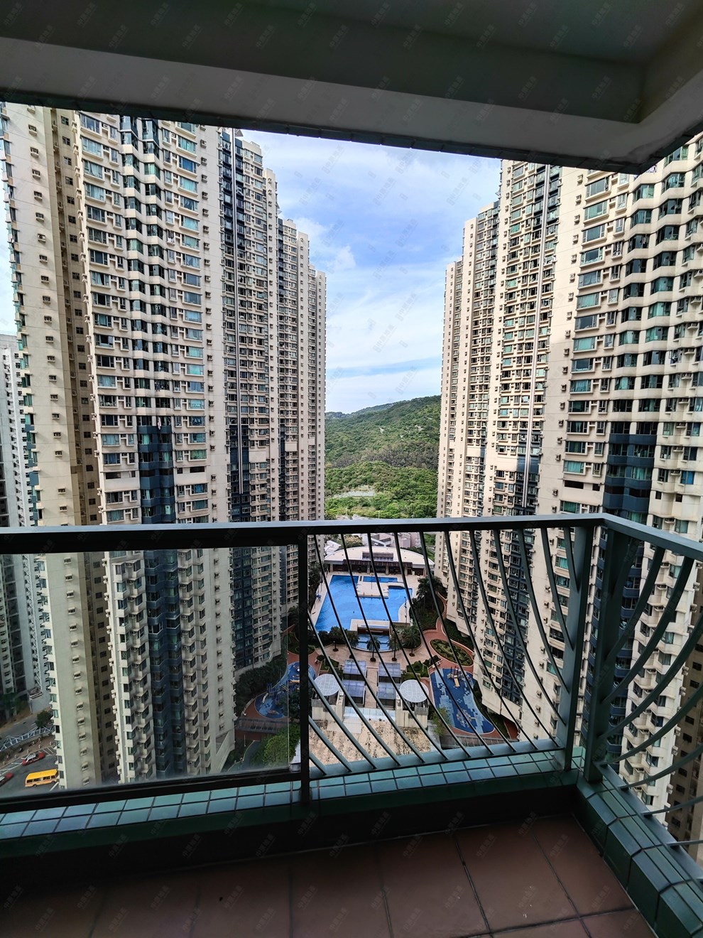 Unit Exterior-Balcony