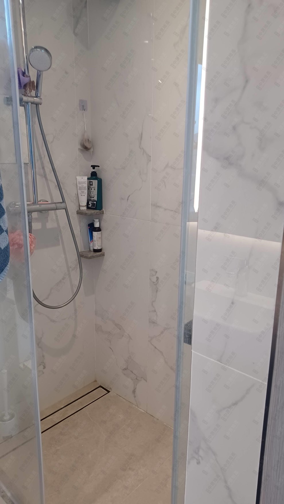 Unit Interior-Bathroom