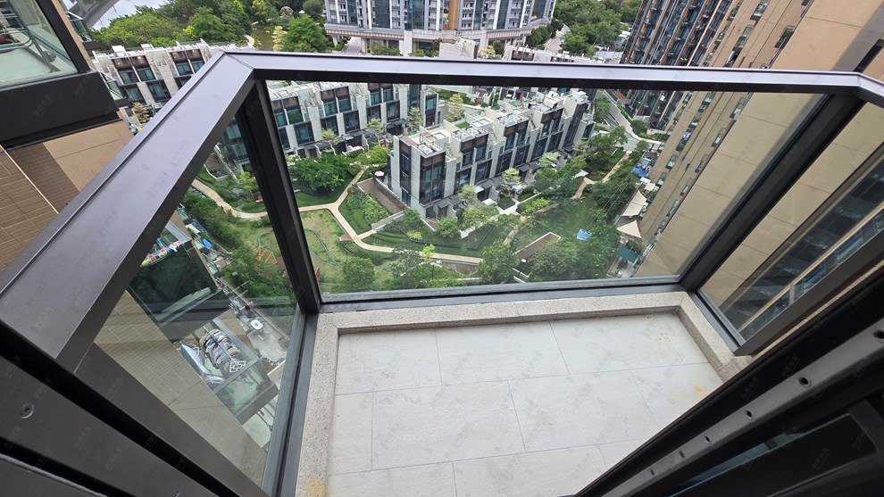 Unit Exterior-Balcony