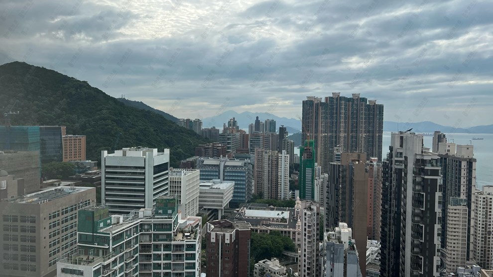 窗外景觀-由睡房