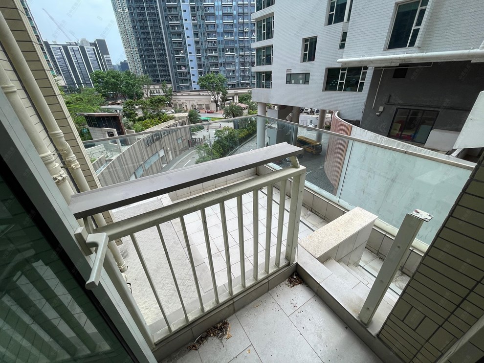 Unit Exterior-Terrace