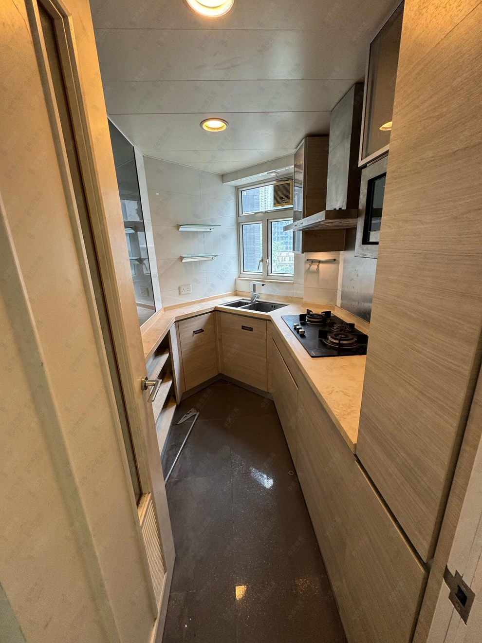 Unit Interior-Kitchen