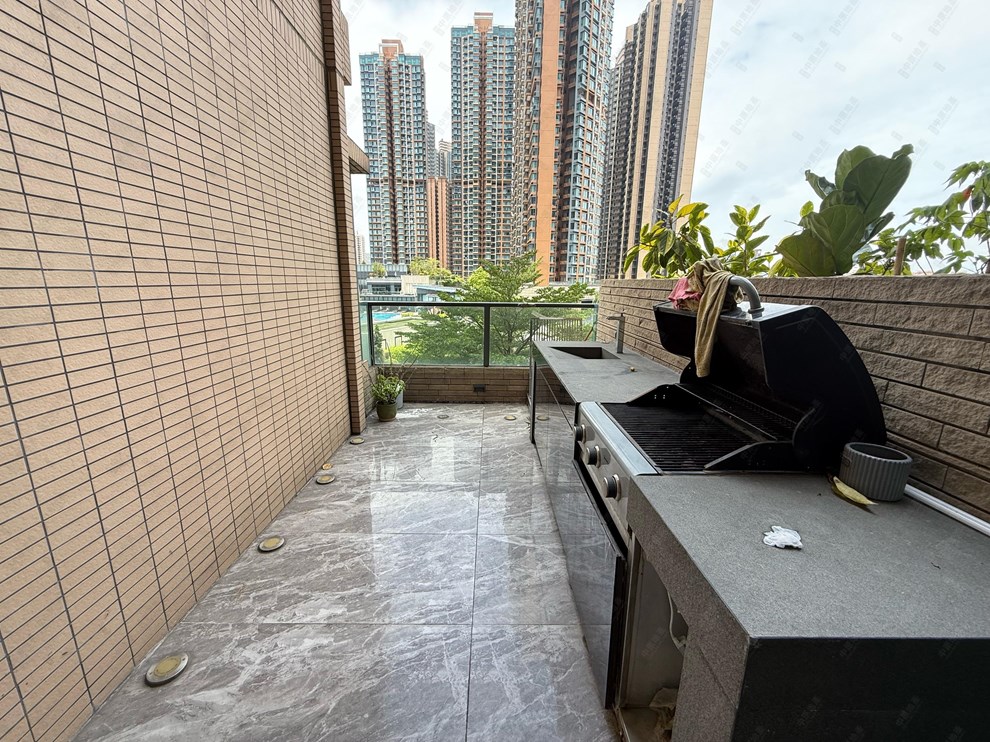 Unit Exterior-Terrace