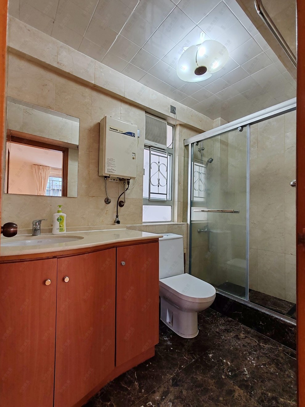 Unit Interior-Bathroom