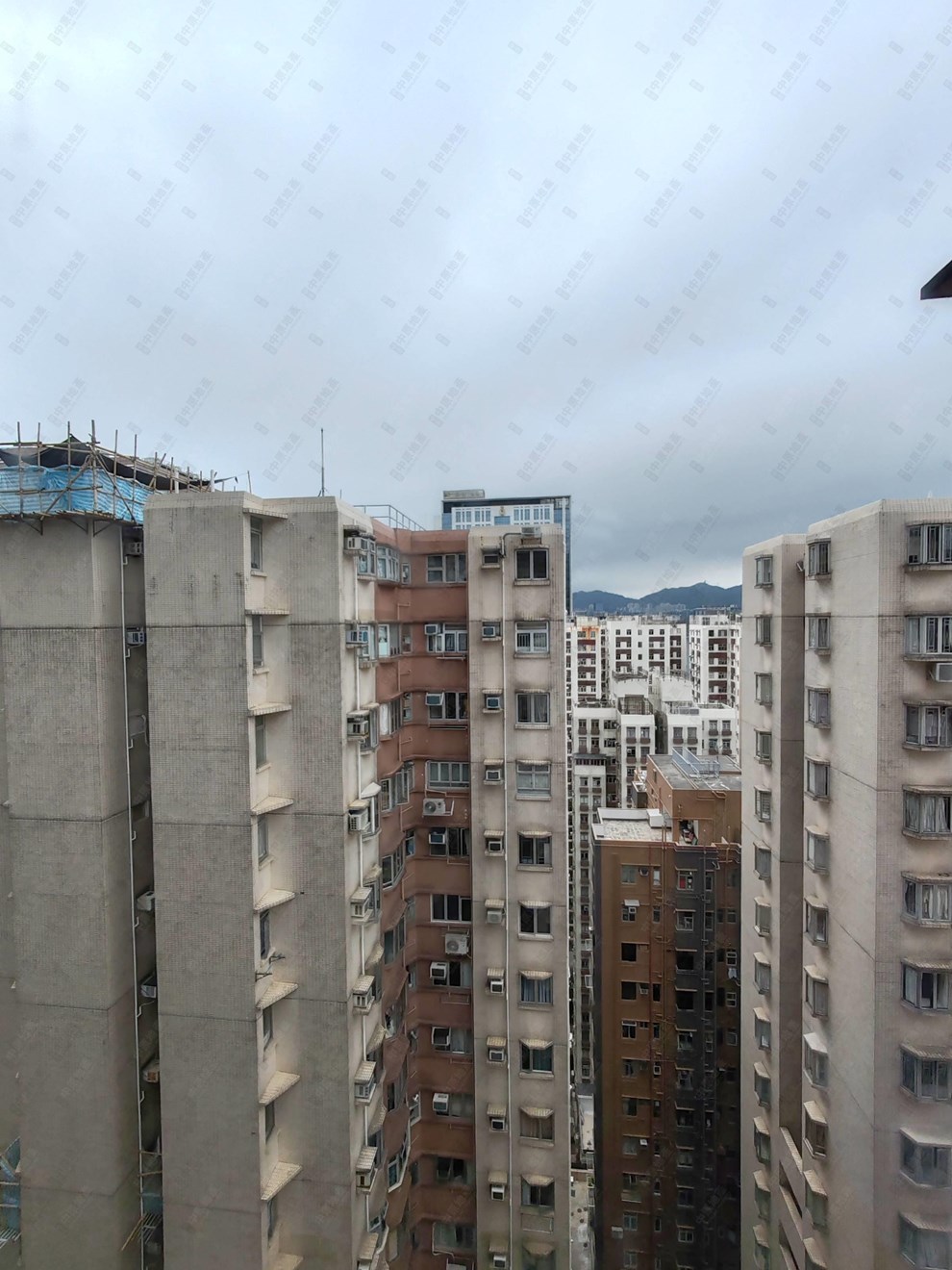 Outside View-Open View