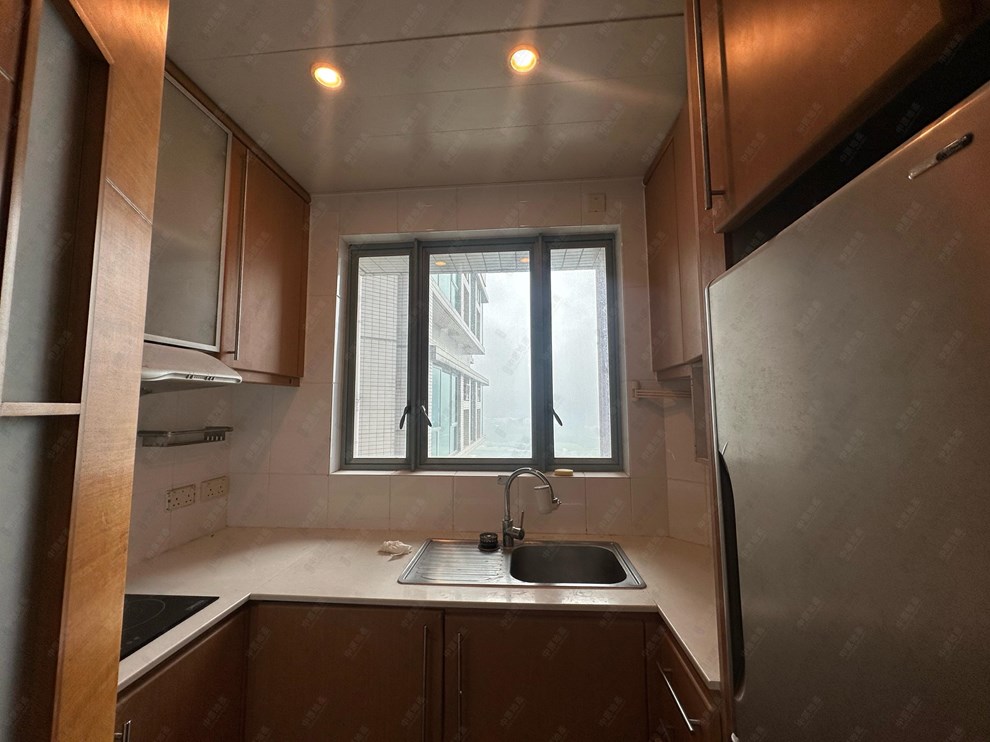 Unit Interior-Kitchen