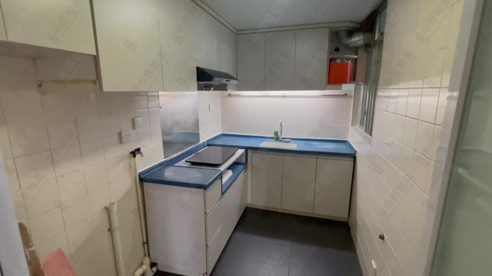 Unit Interior-Kitchen