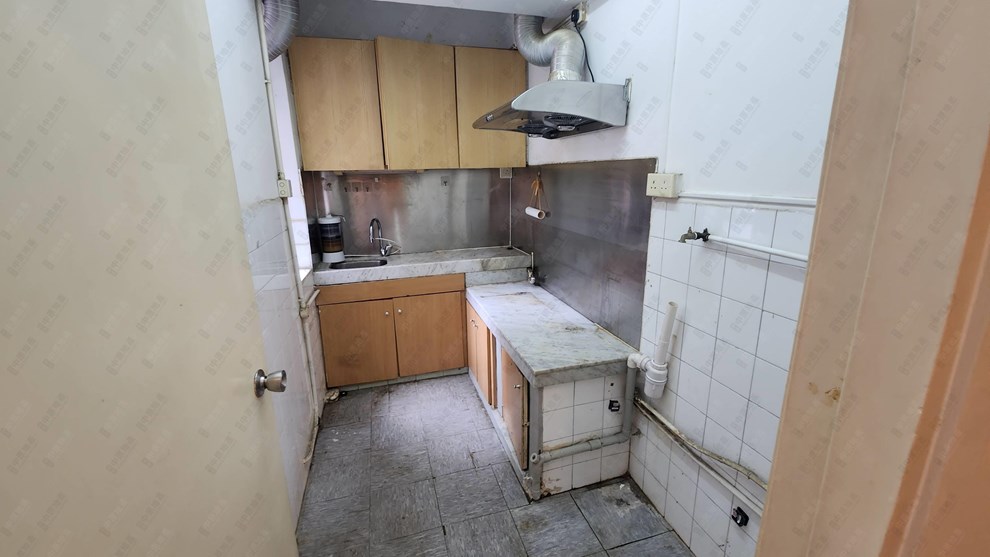 Unit Interior-Kitchen