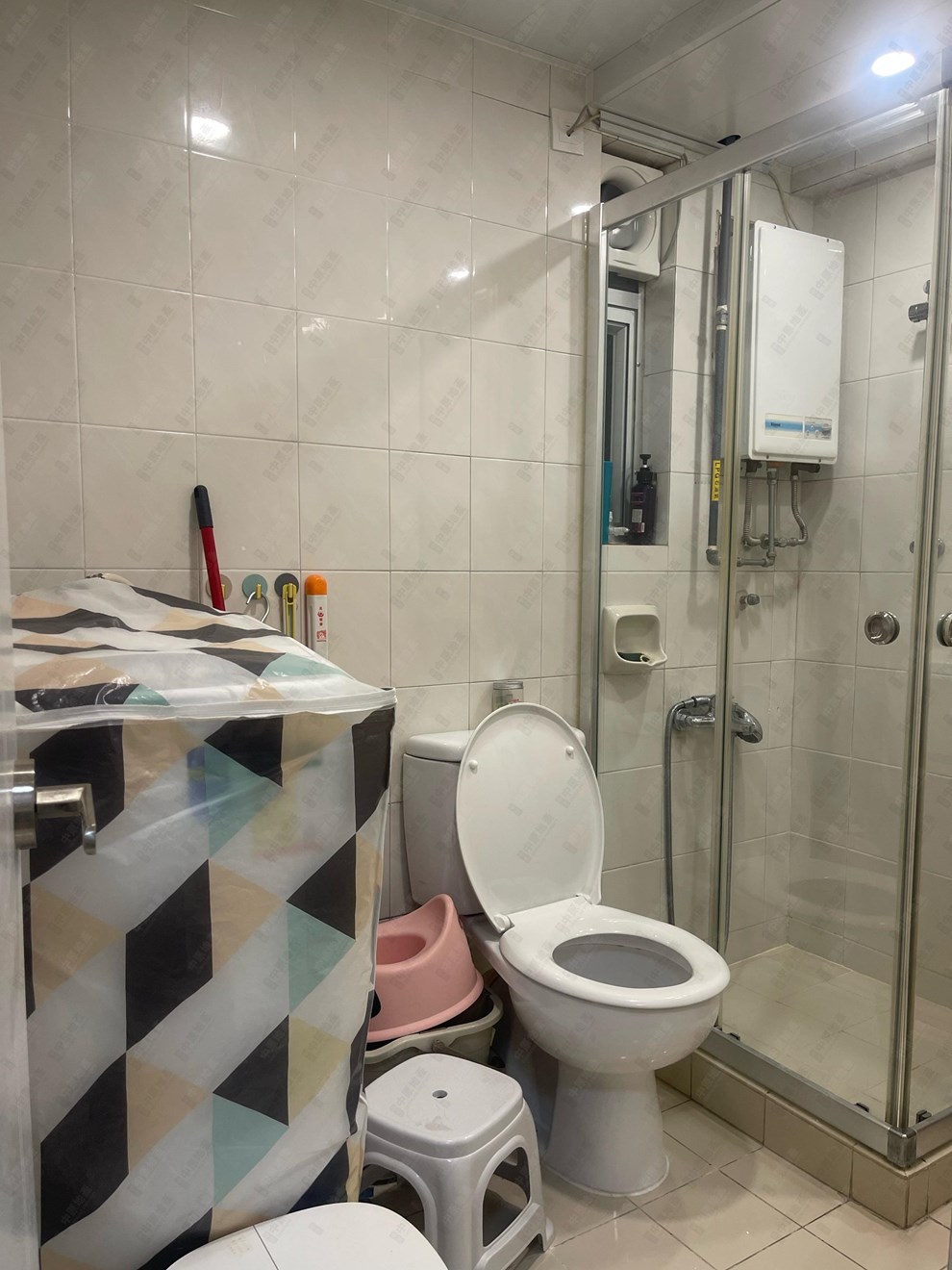 Unit Interior-Bathroom