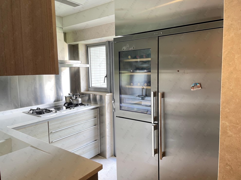 Unit Interior-Kitchen