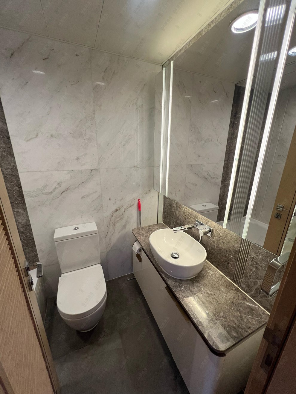Unit Interior-Bathroom