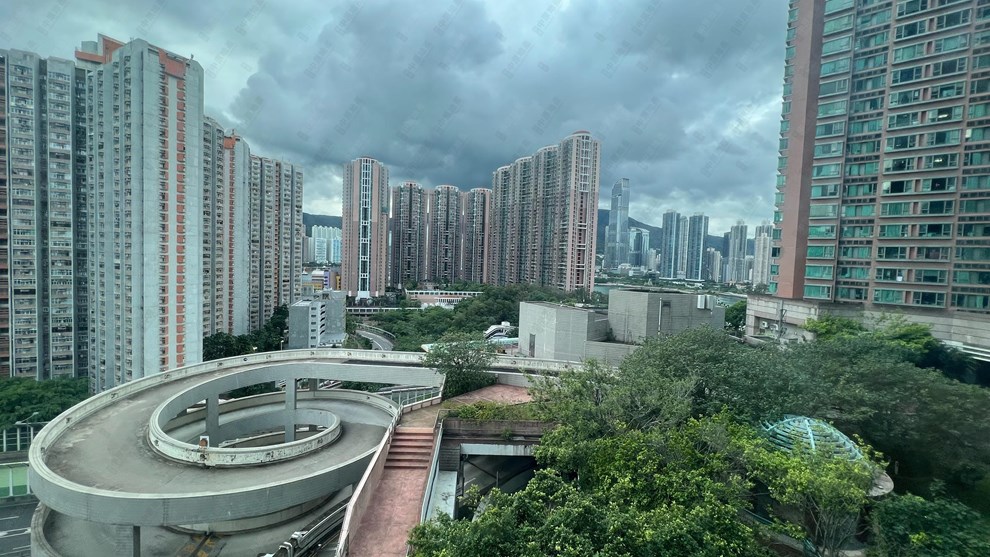 窗外景观-由睡房