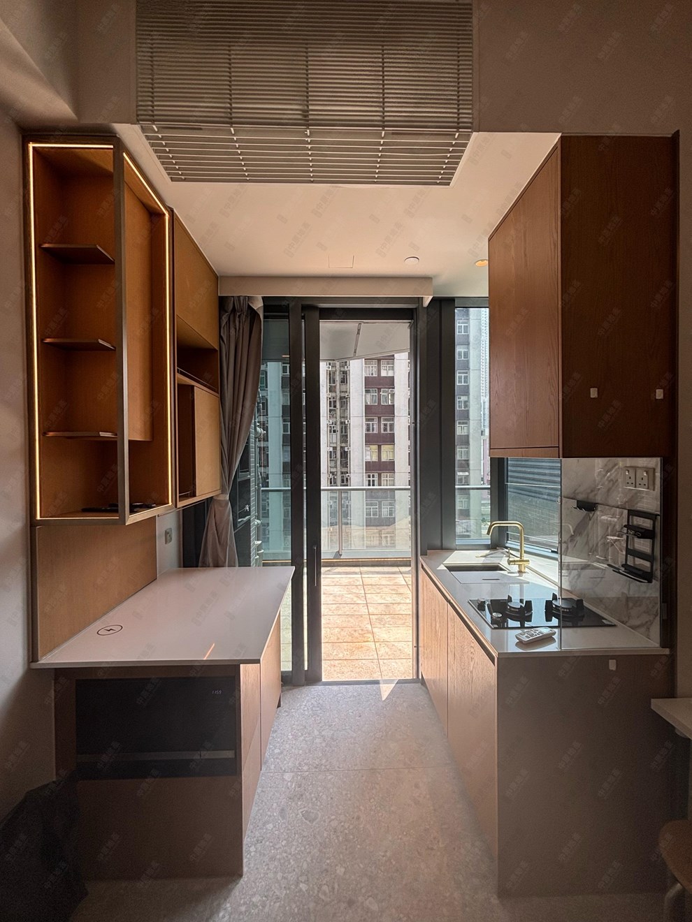 Unit Interior-Kitchen