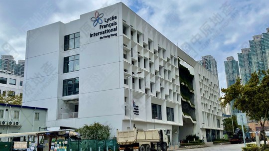 学校