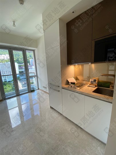 Mid-Levels West｜No. 63 Pok Fu Lam Road Tower 2 (Emerald House) Middle ...