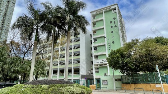 学校