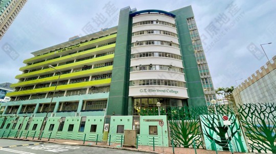 学校