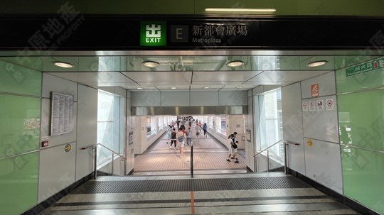 商場