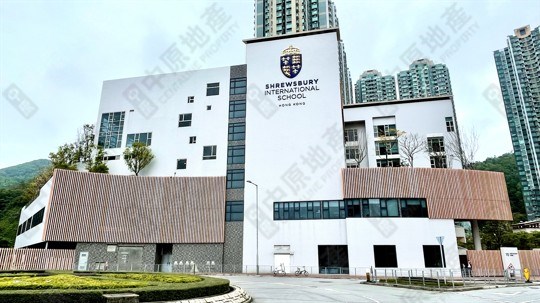 学校