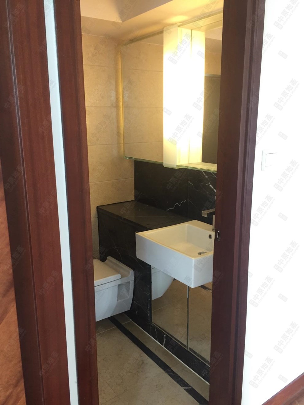 Unit Interior-Master Bathroom