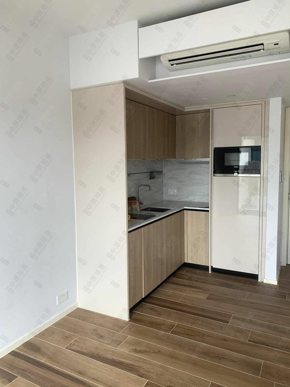 Unit Interior-Kitchen