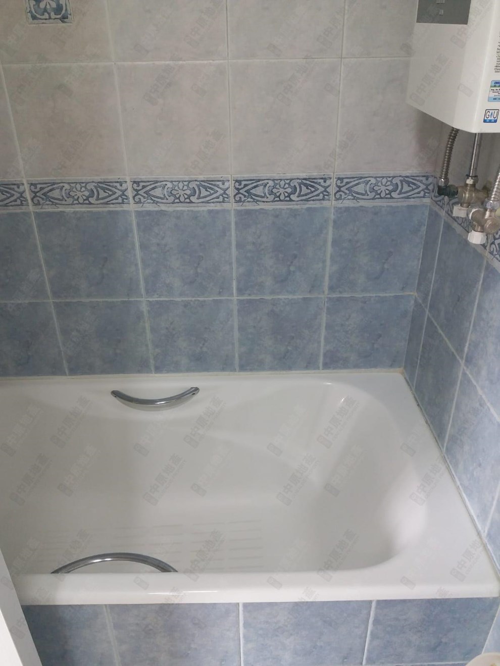 Unit Interior-Bathroom