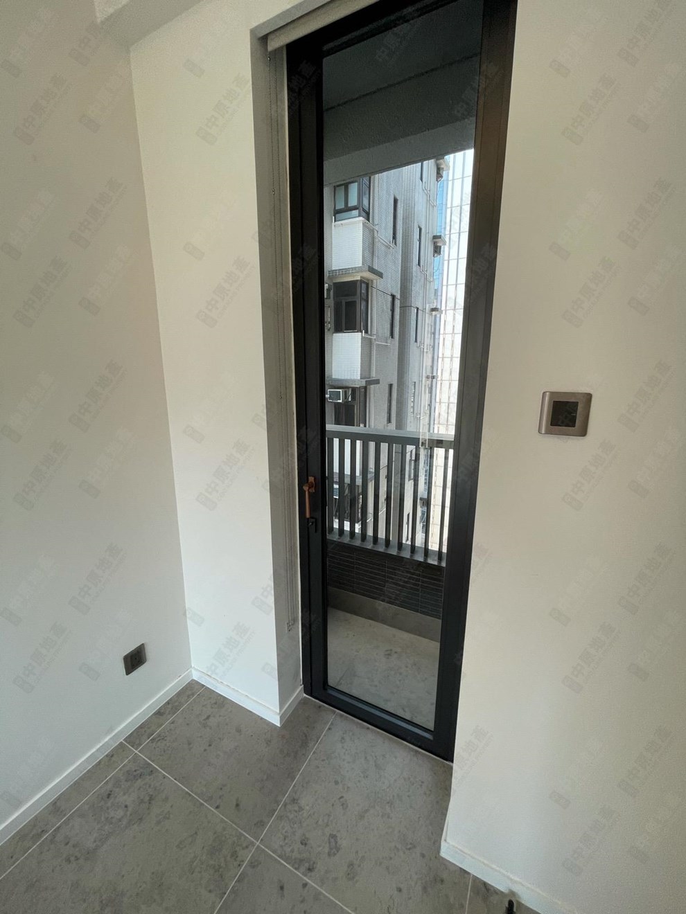 Unit Exterior-Balcony