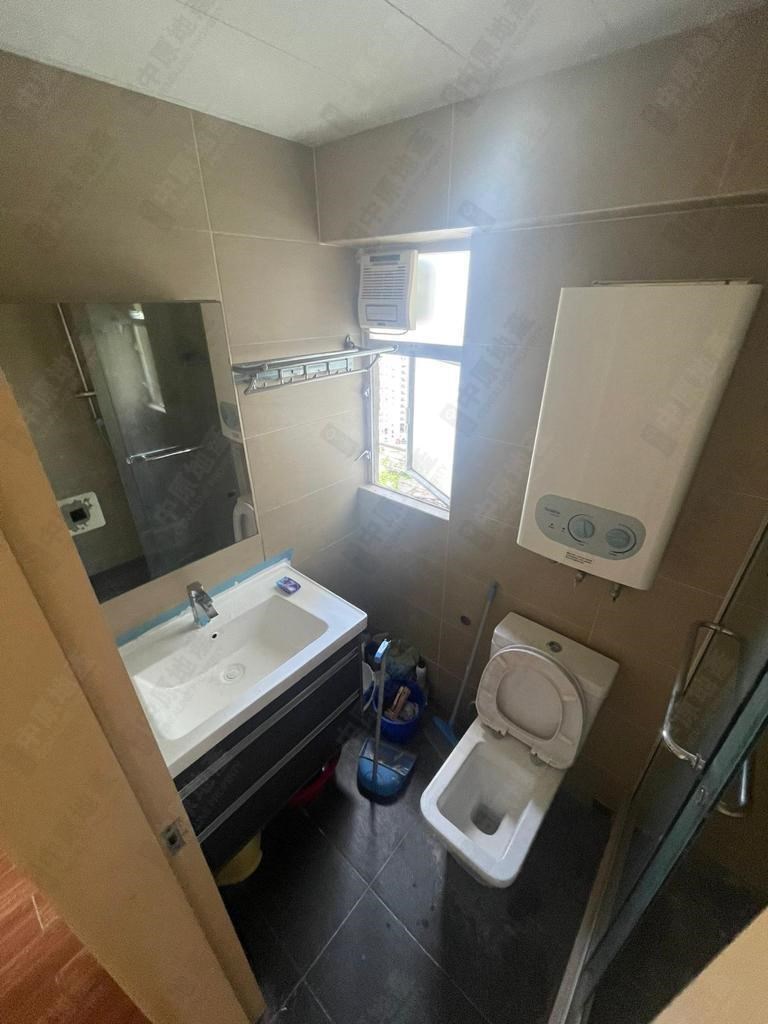 Unit Interior-Bathroom