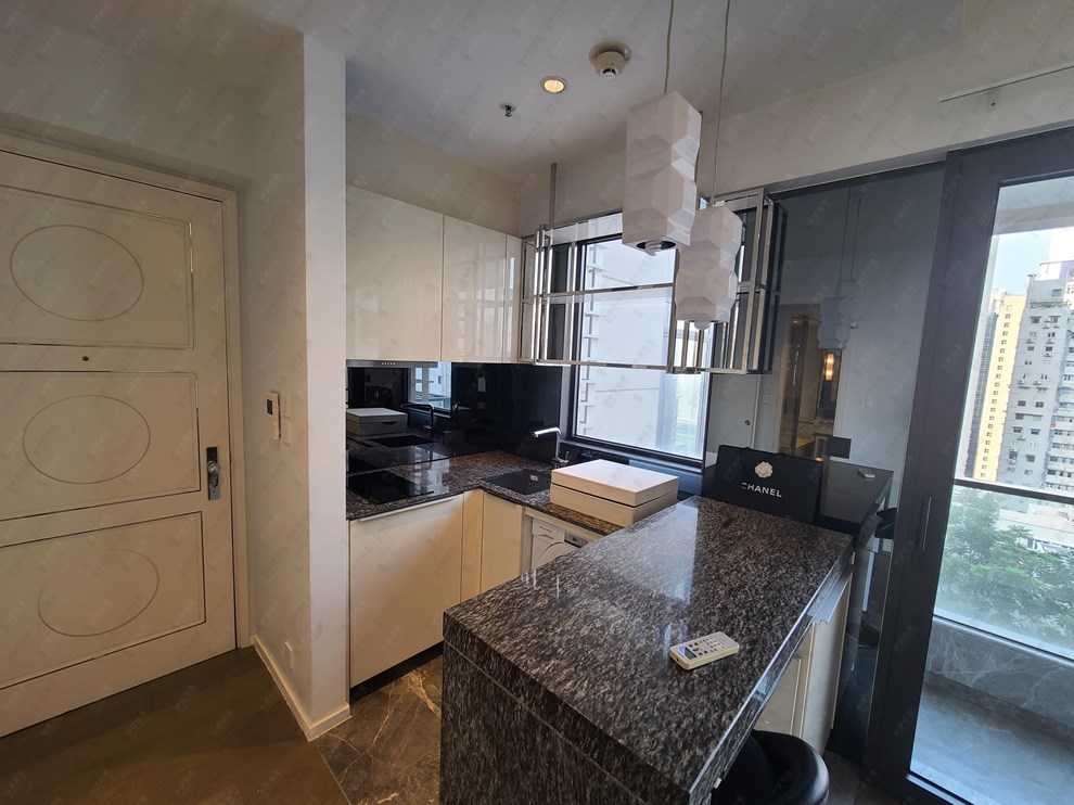 Unit Interior-Kitchen