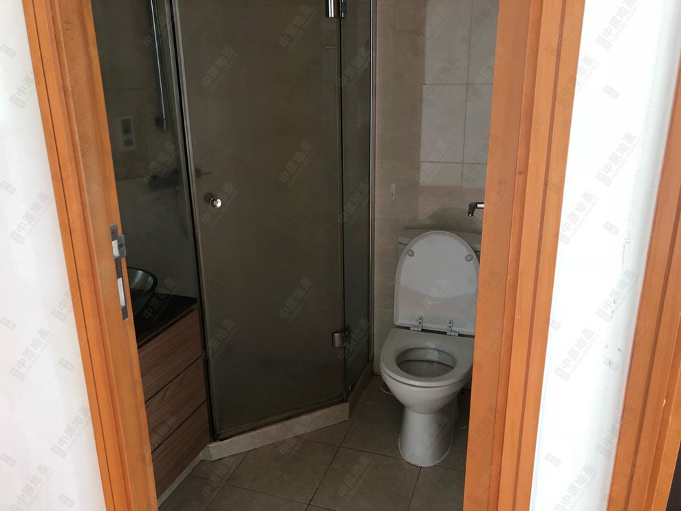 Unit Interior-Bathroom