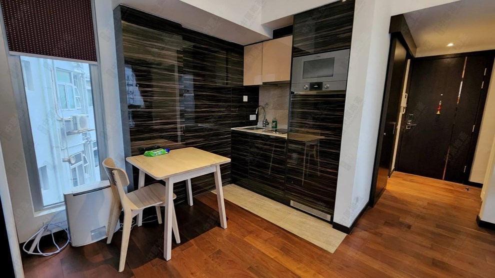 Unit Interior-Kitchen