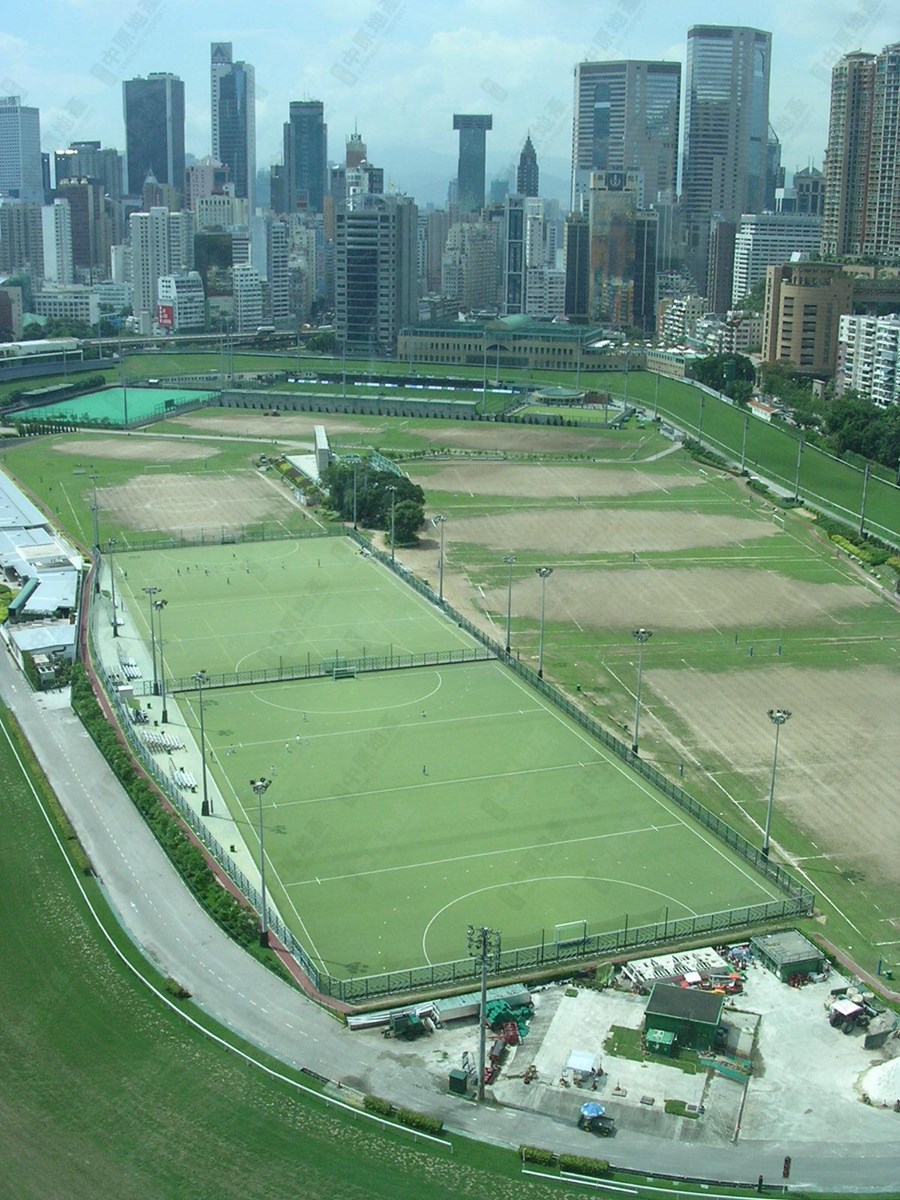 FORTUNA COURT, Photo