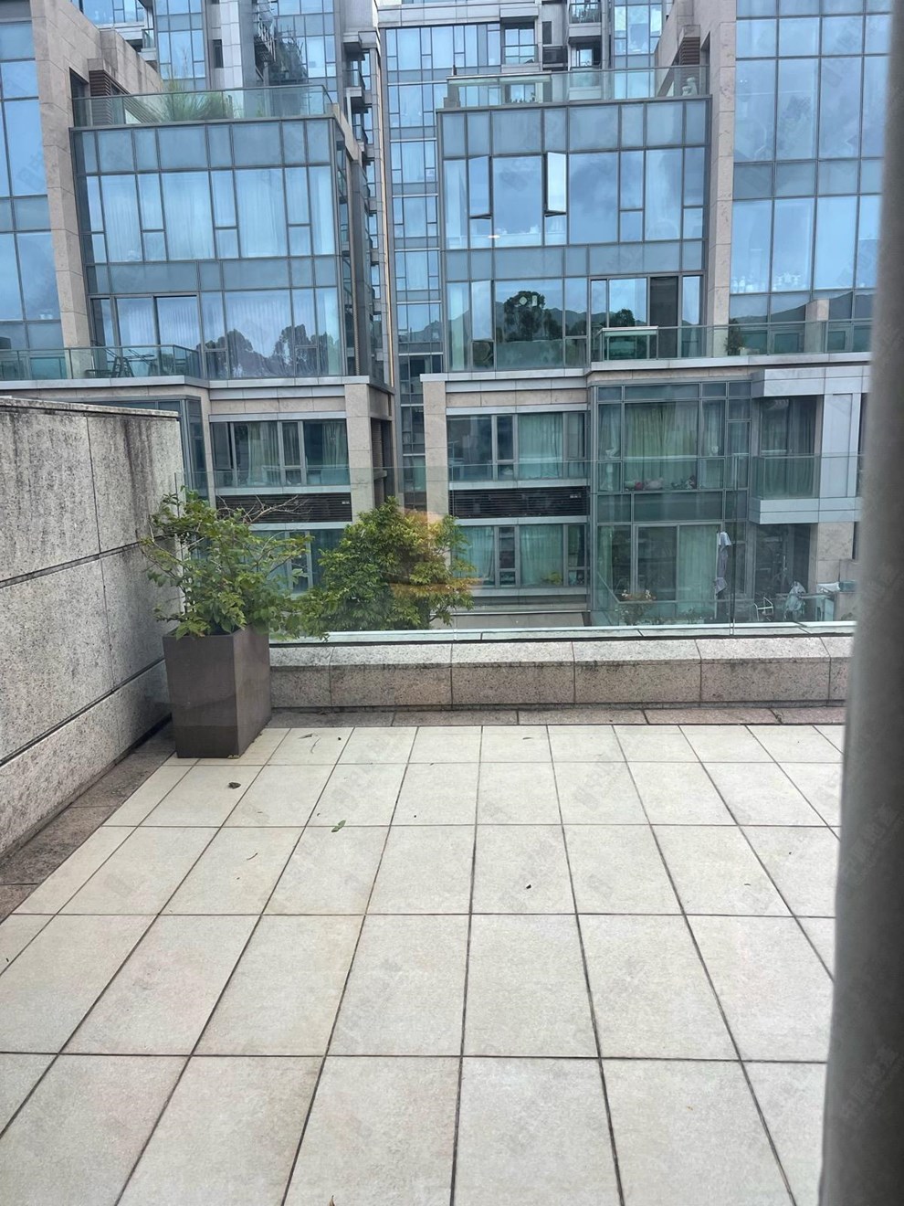 Unit Exterior-Roof