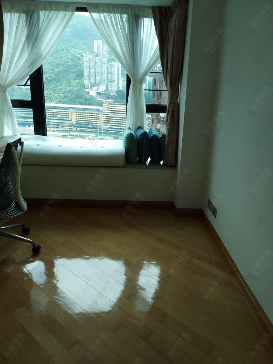 禮頓山 9座, 相片