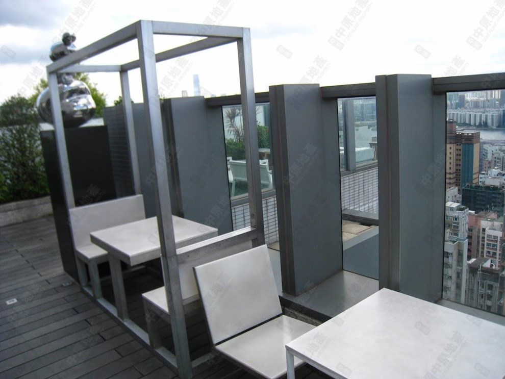Building-Roof