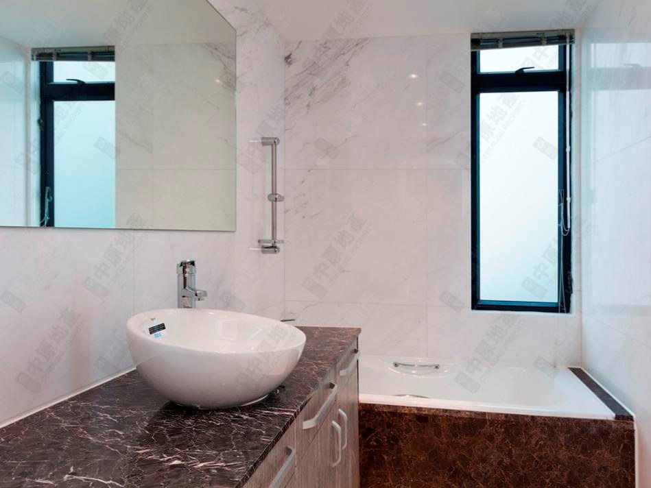 Unit Interior-Bathroom