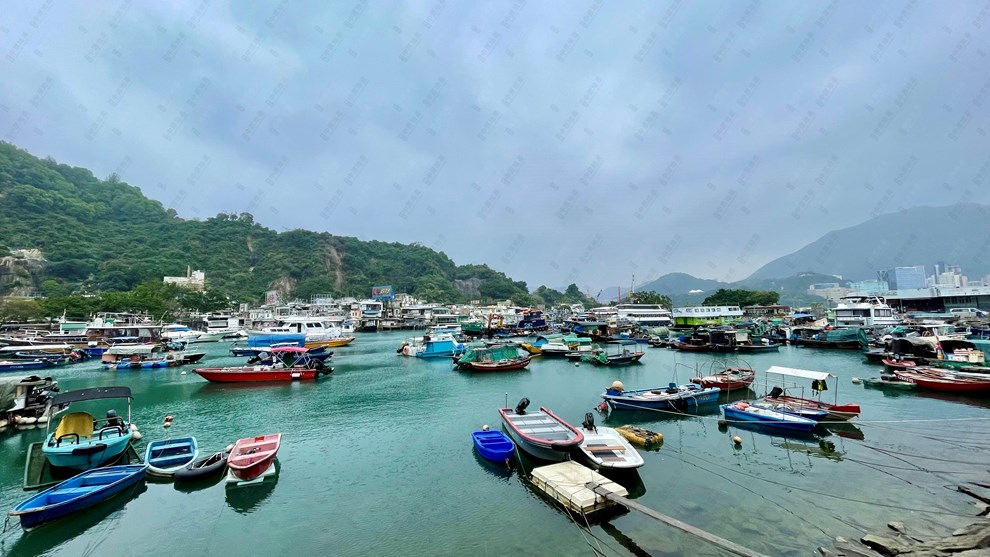 Nearby Environment-Nearby View